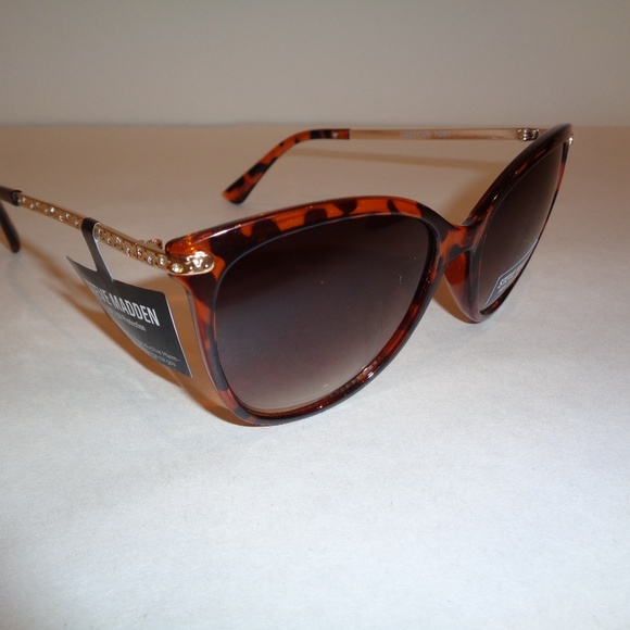 Steve Madden SM894108 Tortoise New Sunglasses